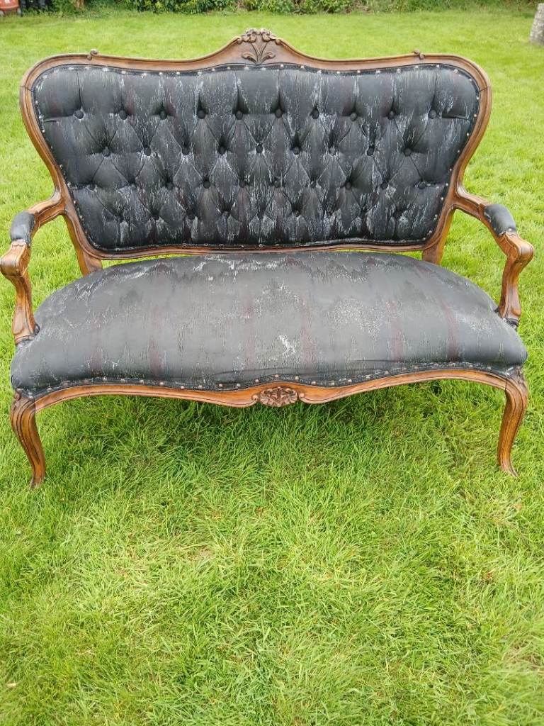 Occasional sofa