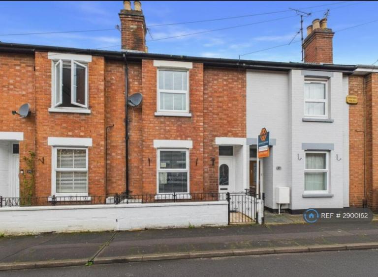 2 bedroom house in Swan Road, Gloucester, GL1 (2 bed) (#2900162)