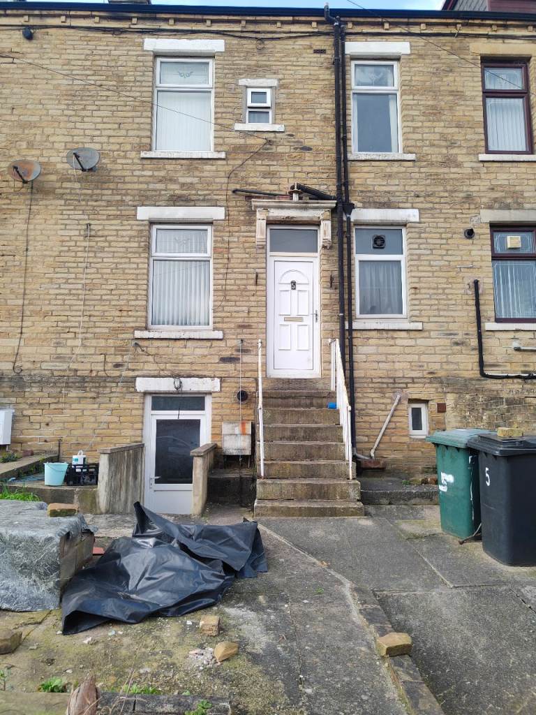 3/4 bedroom house to let in Bradford 7