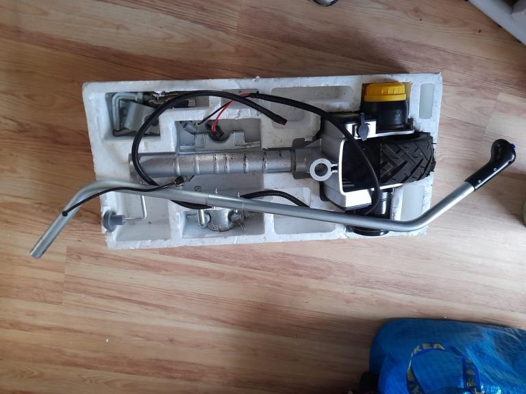 Motorised jockey wheel motor mover