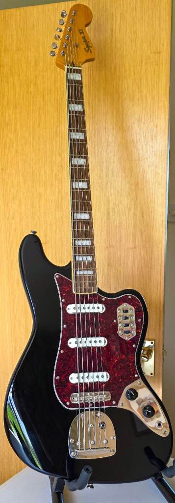 Squier Bass VI