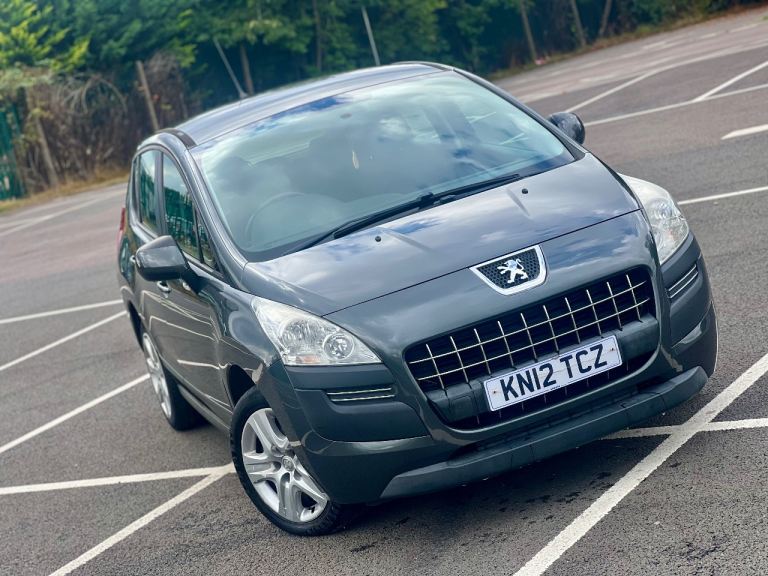 Peugeot, 3008, Hatchback, 2012, Semi-Auto, 1560 (cc), 5 doors