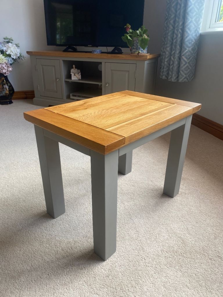 Oak and Grey Coffee Table – Excellent Condition