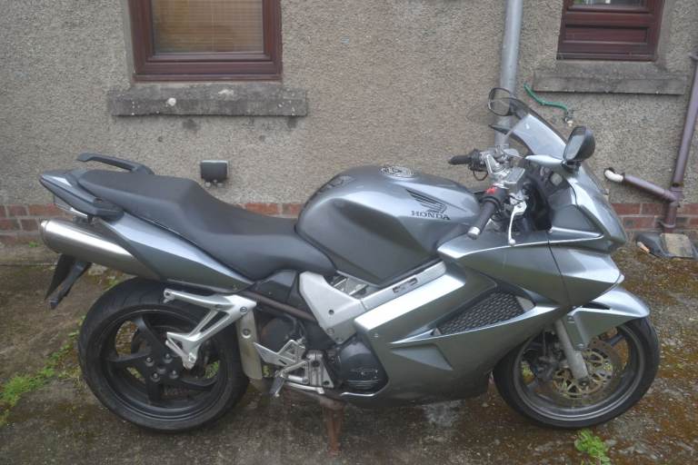 Honda, VFR 800 2010