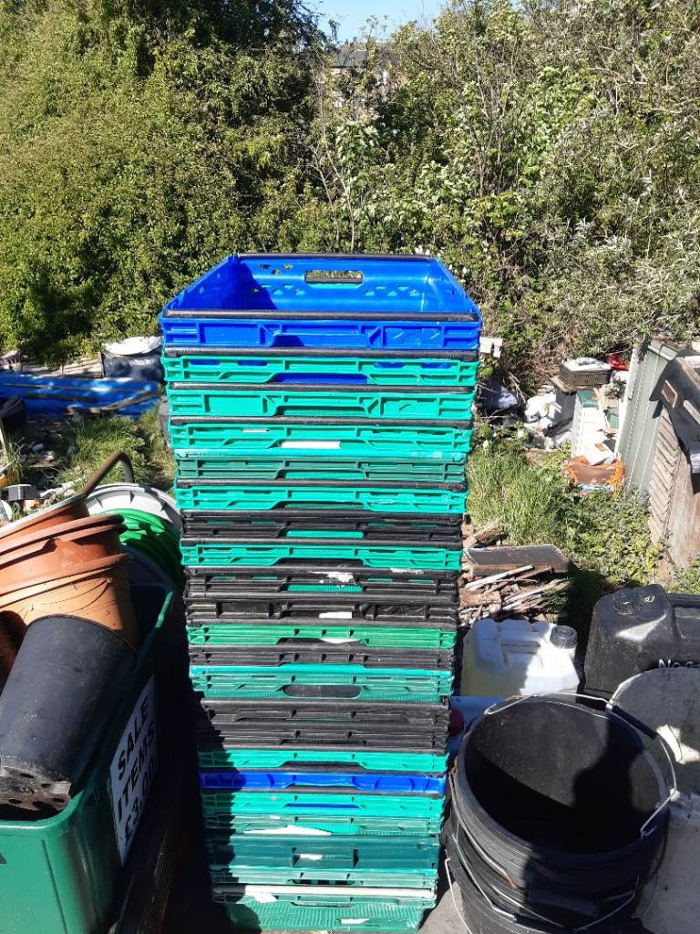 5 BALE ARM CRATES 60 x 40 x 20