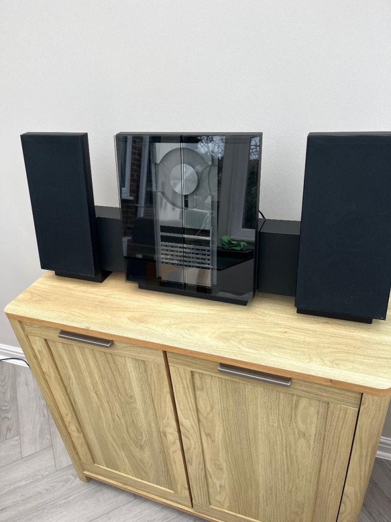 Bang & Olufsen Beosound 3000 with Beolab 2500 Speakers – Iconic Glass Door Hi-Fi