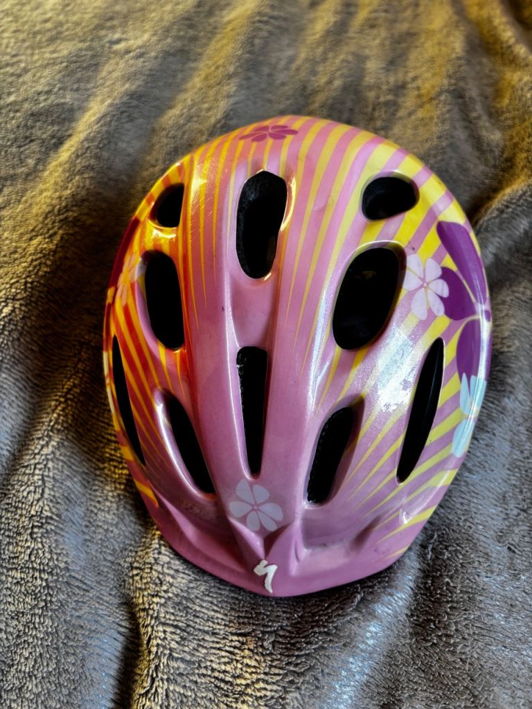 Specialized cycling helmet