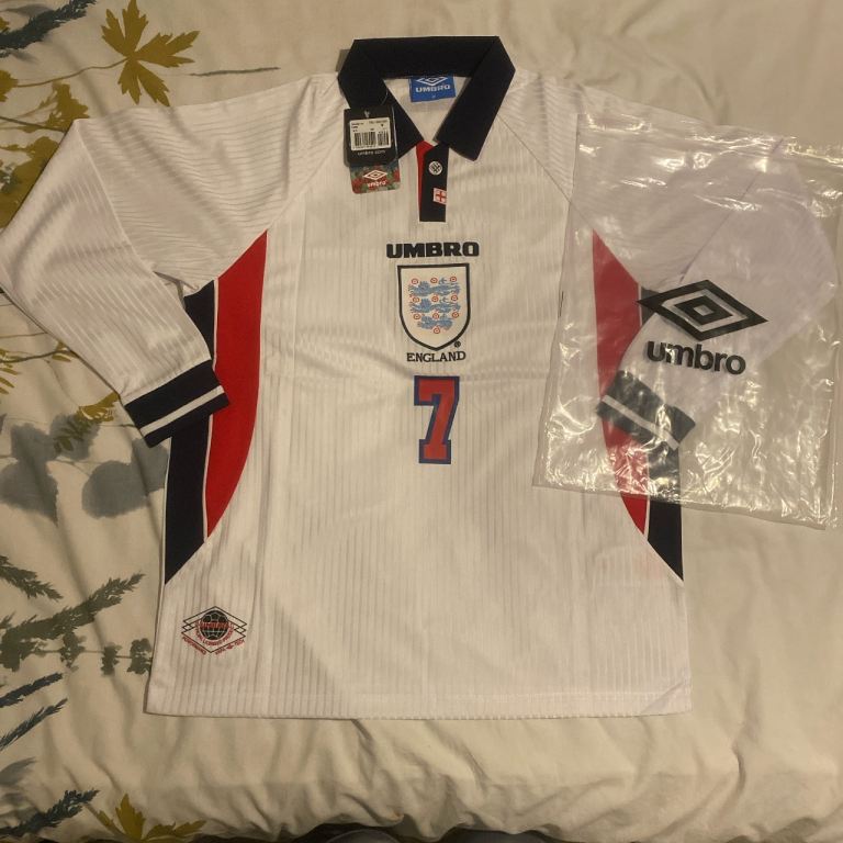 England 1998 David Beckham Football Shirt – BNWT – Size M