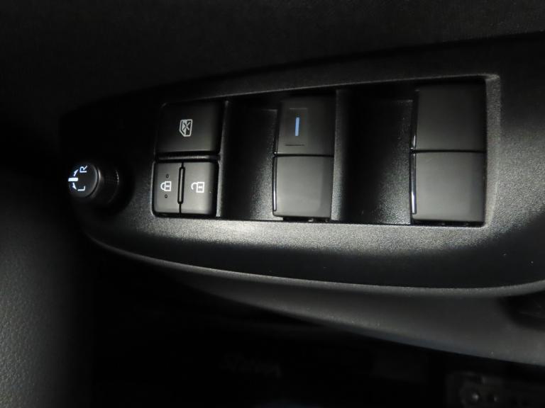 2025 Toyota Yaris 1.5 Hybrid Design 5dr CVT Hatchback Hybrid Automatic