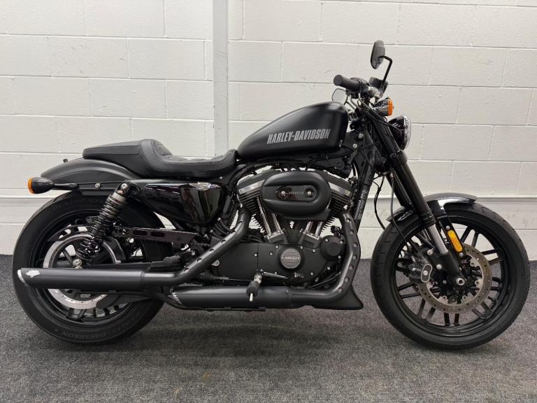 HARLEY-DAVIDSON XL1200CX ROADSTER ABS * 7493 miles - Vance and Hines Exhausts *
