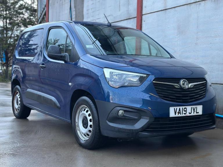 2019 Vauxhall Combo 2300 1.5 Turbo D 100ps H1 Edition Van PANEL VAN DIESEL Manual
