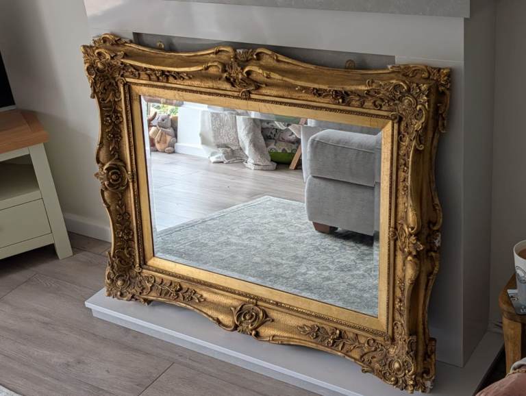 Vintage Ornate Gold Gilt Wall Mirror – Baroque/Rococo Style Decorative Frame