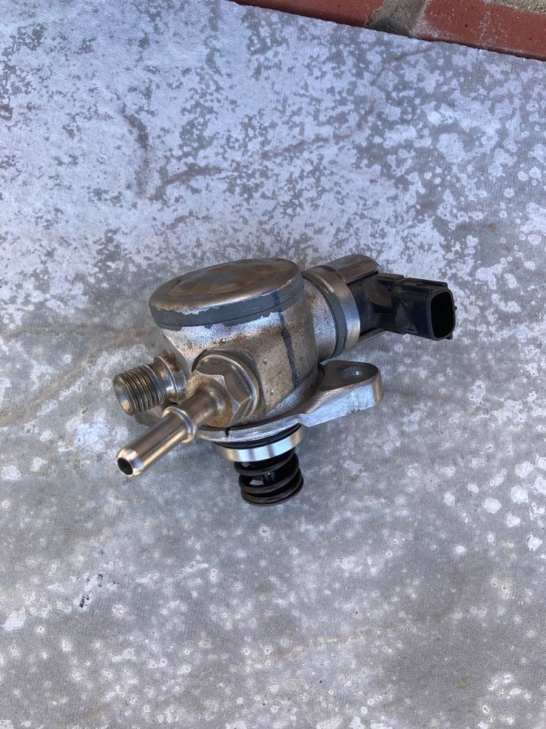 Nissan Juke 2016 1.2 Fuel Pump