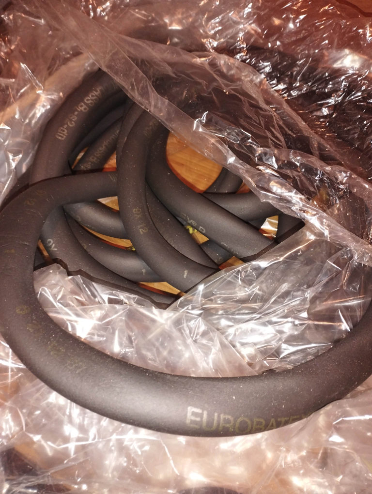 John Guest 12mm water pipe insulation ~10m