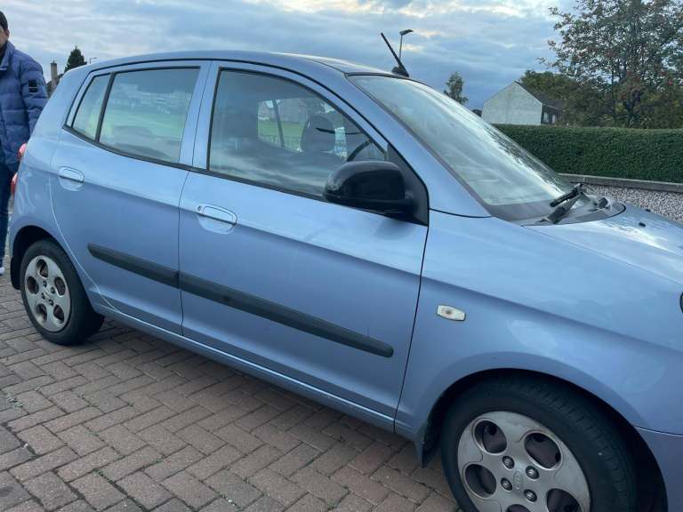 **BARGAIN**2011 KIA Picanto Beautiful Sky Blue Colour VERY LOW MILEAGE MANUAL**ULEZ COMPLIANT