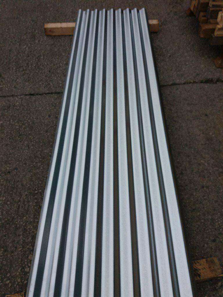 ROOF SHEETS Galvanised Corrugated Roofing CI Sheets Unused 8' LONG
