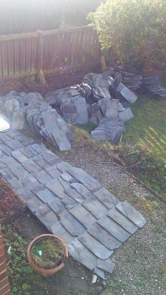 Roofing slates, in batches of 50, from east renfewshire 1930's home