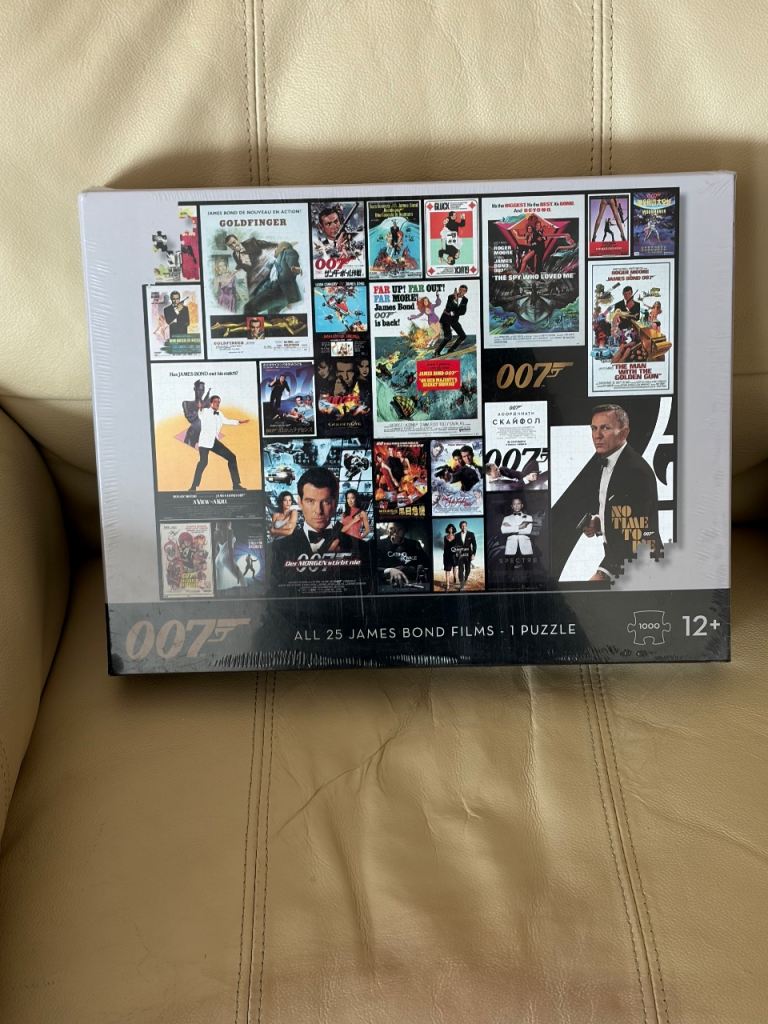 New James Bond 007 All 25 Films Jigsaw Puzzle