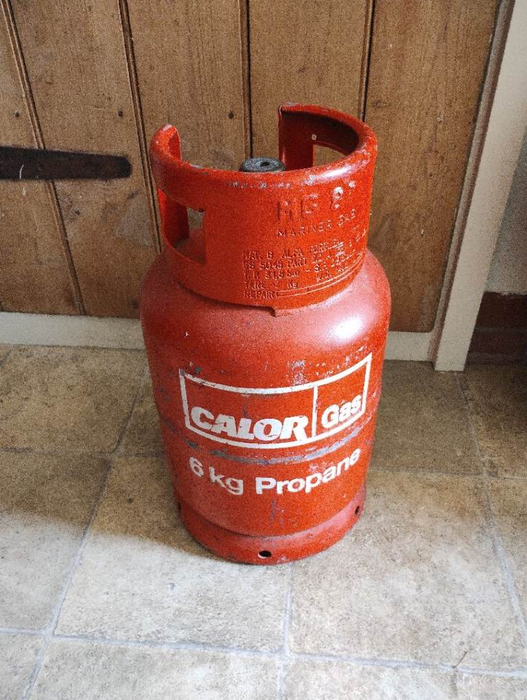 Calor gas 6kg propane bottle full.