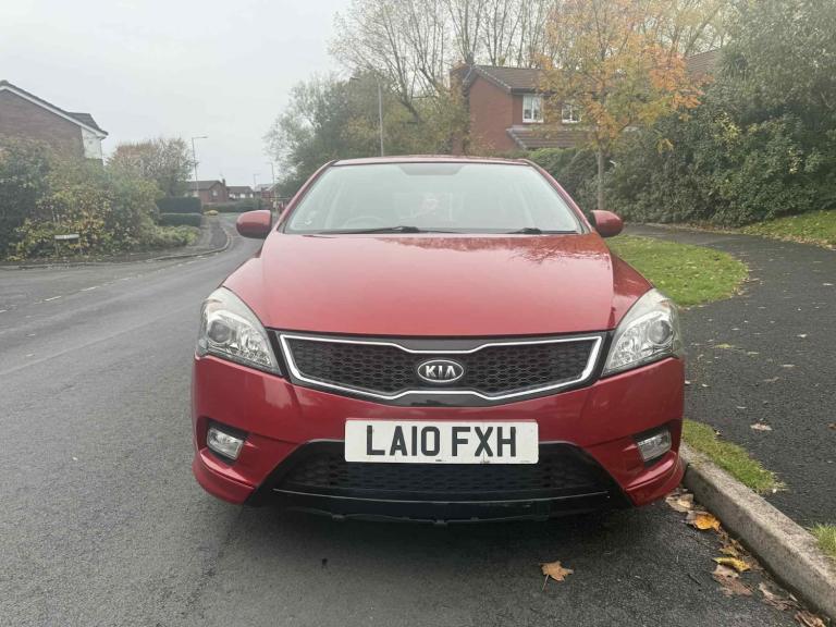 2010 Kia Ceed 1.6 3 5dr HATCHBACK Petrol Manual