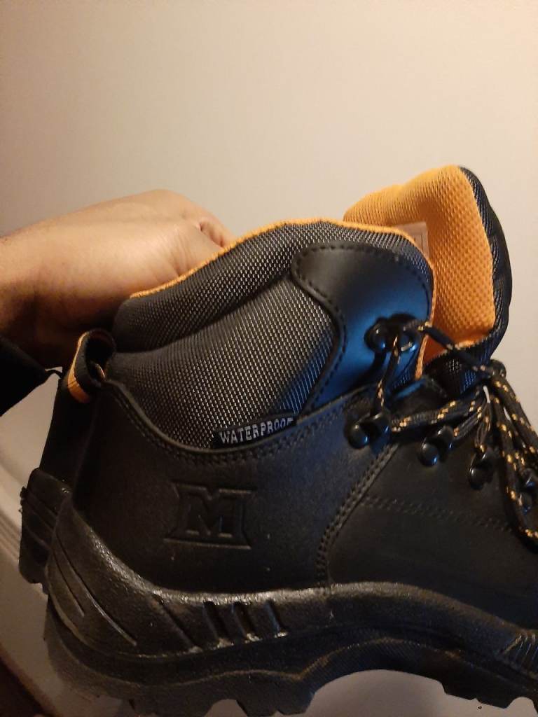 image for Maverick waterproof Safety Boots size 10 BNIB