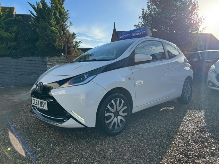 2014 Toyota AYGO 1.0 VVT-i X-Play 3dr HATCHBACK PETROL Manual