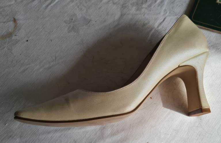 Bridal shoes