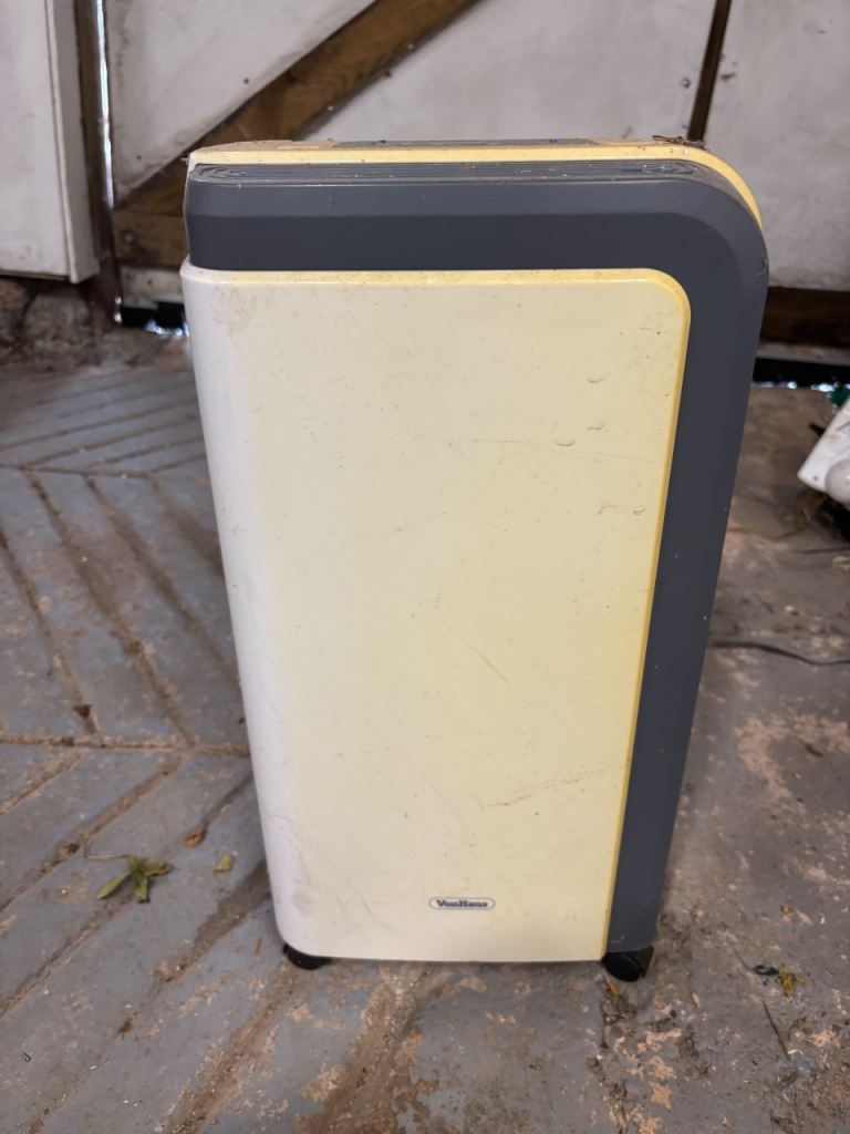 VonHaus Dehumidifier