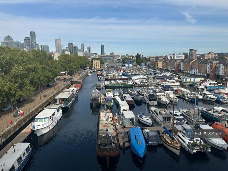 2 bedroom flat in Baltic Quay, London, SE16 (2 bed) (#3041214)