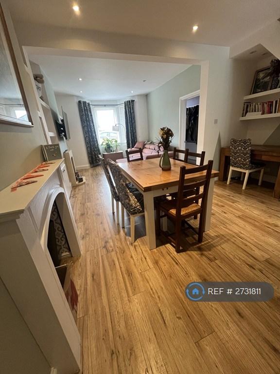 3 bedroom house in Lansdown View, Twerton, Bath, BA2 (3 bed) (#2731811)