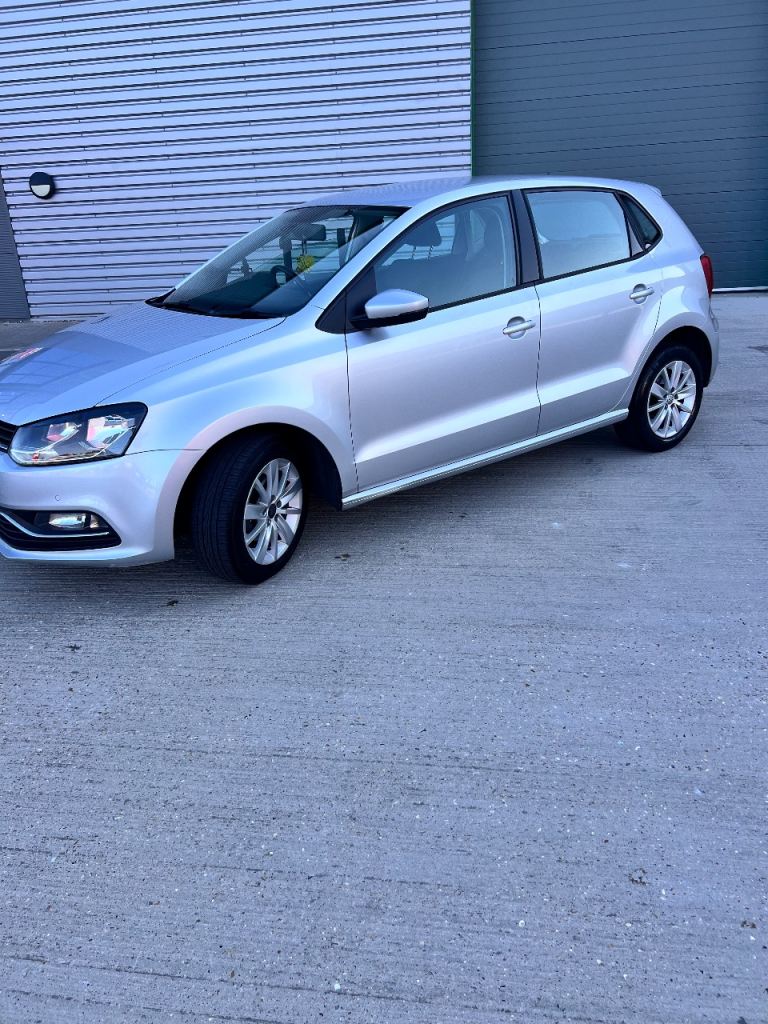 Volkswagen, POLO, Hatchback, 2015, Semi-Auto, 1197 (cc), 5 doors