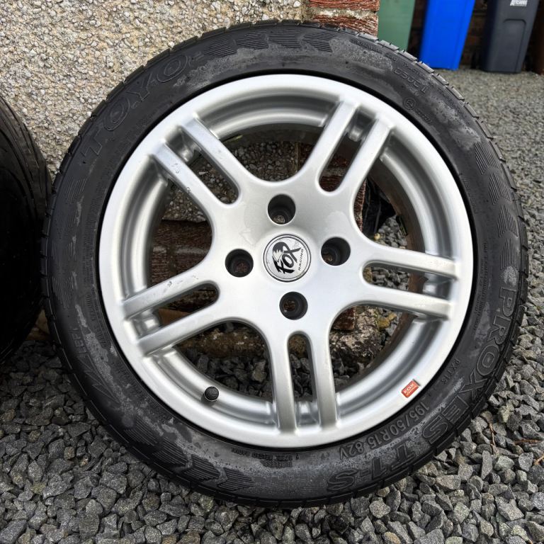 15” Fox Racing Alloy Wheels x 4