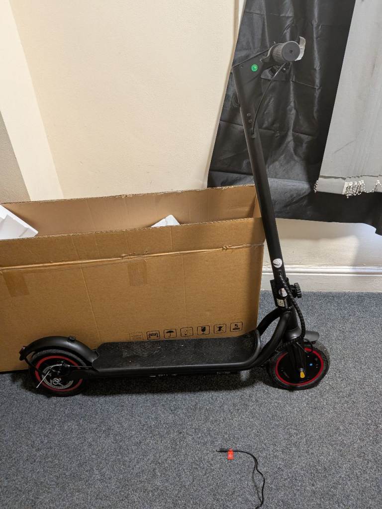 Electric scooter 