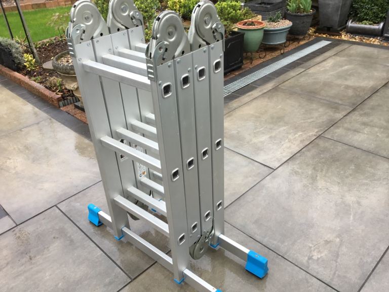MAC ALLISTER 3.17M COMBINATION LADDER - EXCELLENT CONDITION 