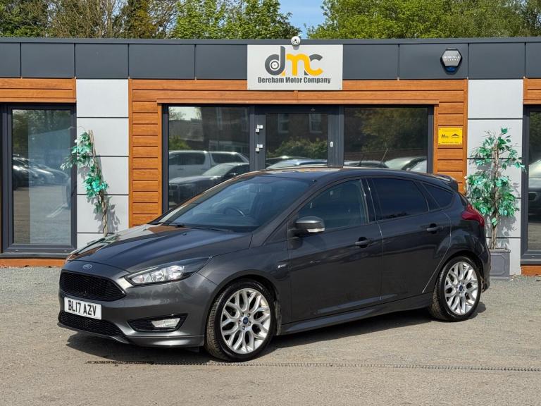 2017 Ford Focus 1.0T EcoBoost ST-Line Euro 6 (s/s) 5dr HATCHBACK Petrol Manual