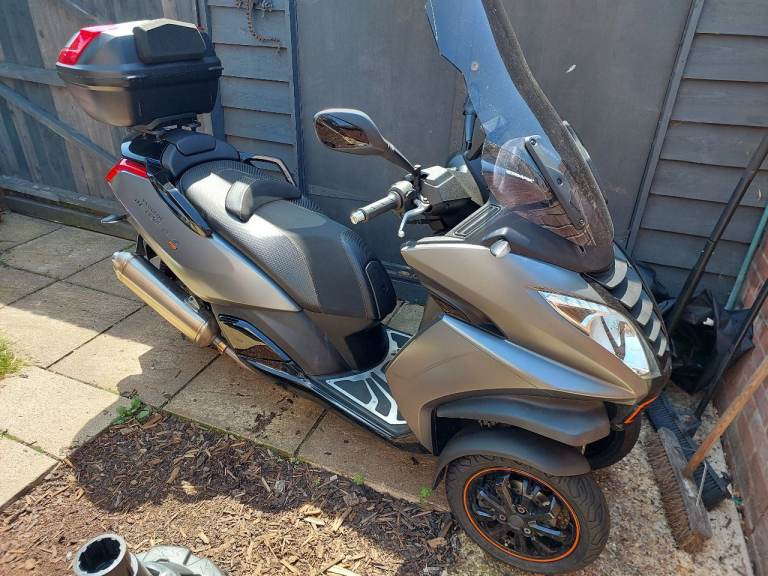 Peugeot, METROPOLIS, 2016, 399 (cc)