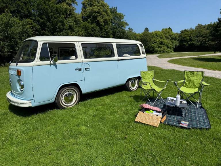 1973 VW T2 Late Bay Camper Van – Fully Restored RHD – Stunning Example – £29,000