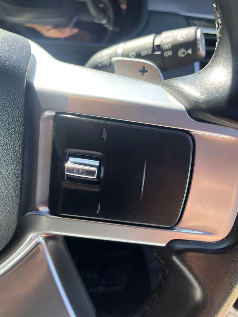 2022 Land Rover Discovery 3.0 D300 MHEV R-Dynamic SE SUV 5dr Diesel Auto 4WD Euro 6 (s/s) (300 ps...