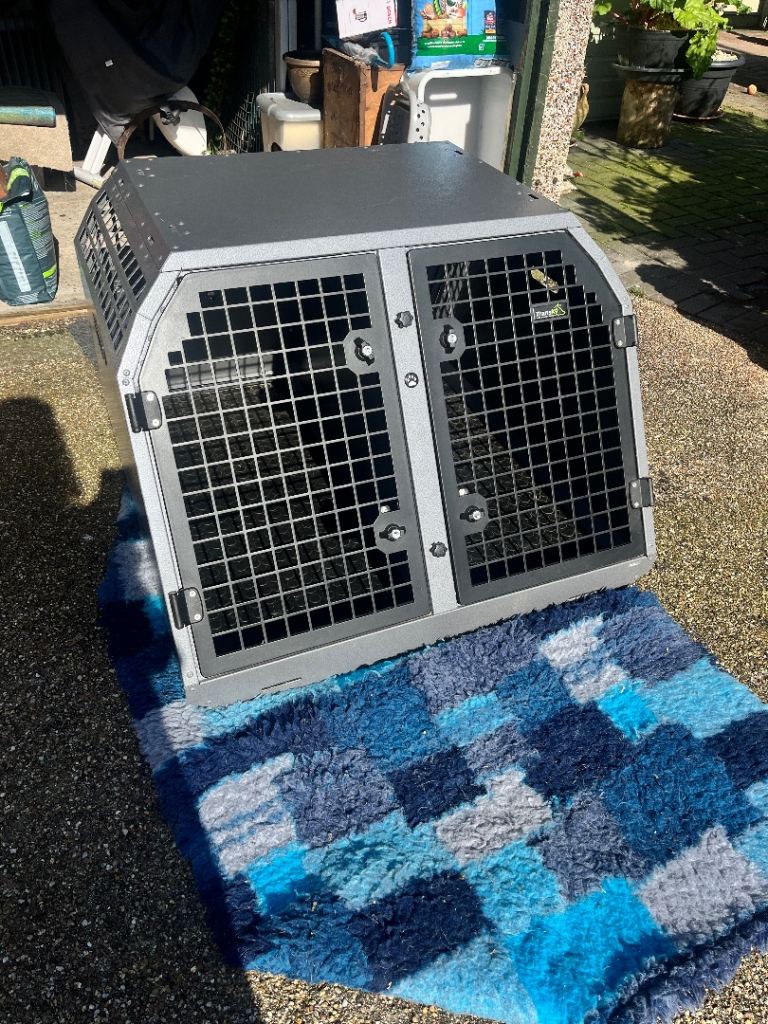 TransK9 B30 (now called C30) transit cage