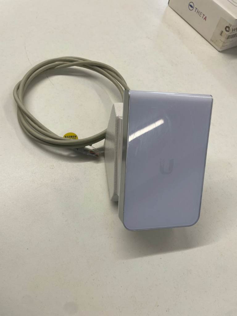 Ubiquiti UniFi AC In-Wall AP (UAP-AC-IW) with Angled Surface Mount Bracket