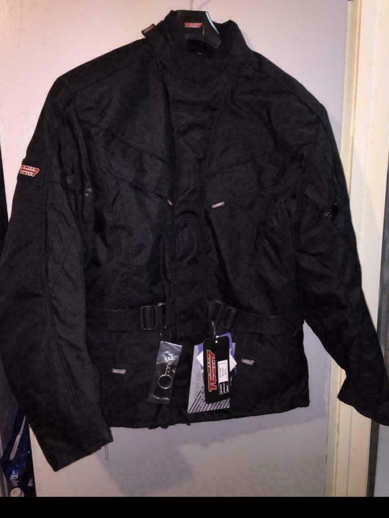 Motorcycle jacket Brand new with tags fully armoured.  