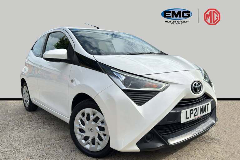 Toyota Aygo 1.0 Vvt I X Play Hatchback 5dr Petrol Manual Euro 6 s/s 71 Ps