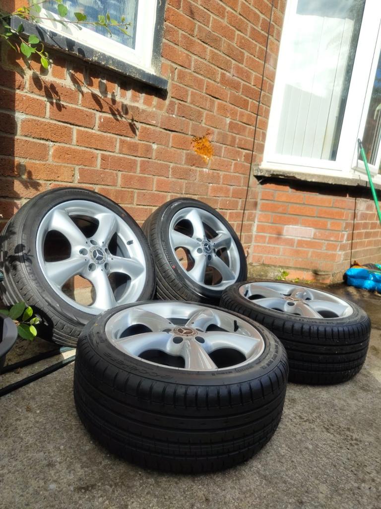 Mercedes-Benz Adharaz 17' 7.5+8.5j 5x112 refurbished with tyres