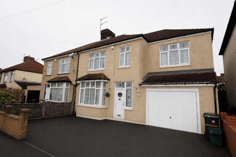 5 Bedroom House in Bristol for Rent