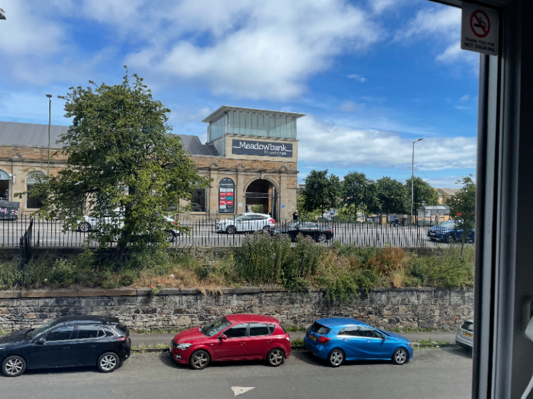 1 bedroom flat Medowbank 