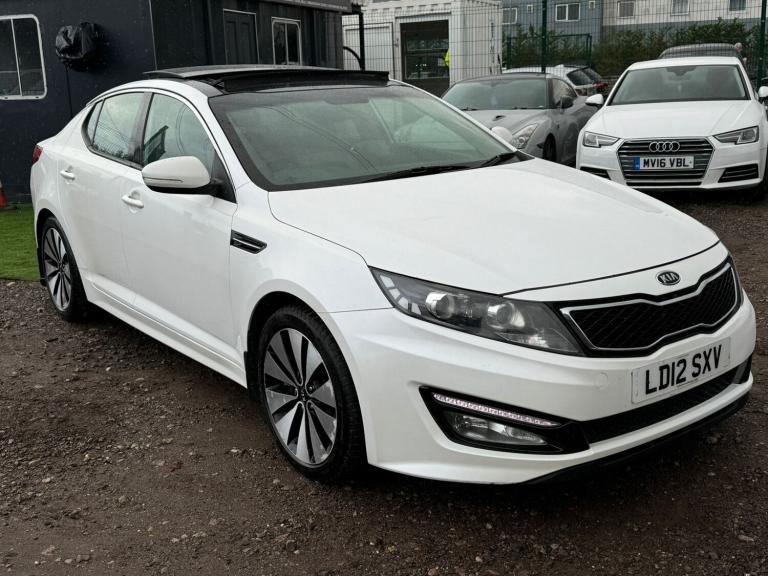 2012 Kia Optima 1.7 CRDi 2 Luxe 4dr Pan Roof Loaded* SALOON Diesel Manual