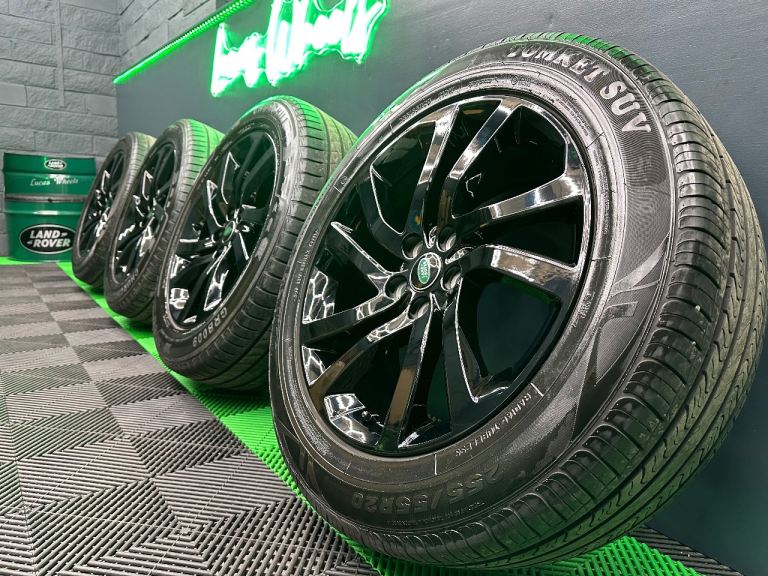 20 inch Range Rover Sport Vogue Discovery Gloss Black Alloy Wheels - style 5011 & 5/6mm+ tyres!