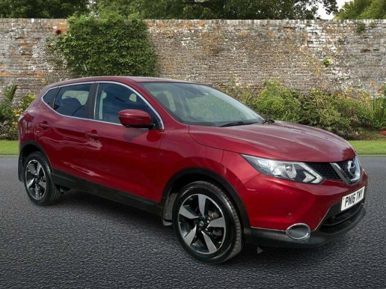 2016 Nissan Qashqai 1.2 DIG-T N-Connecta SUV 5dr Petrol Manual 2WD Euro 6 (s/s) (115 ps) HATCHBAC...