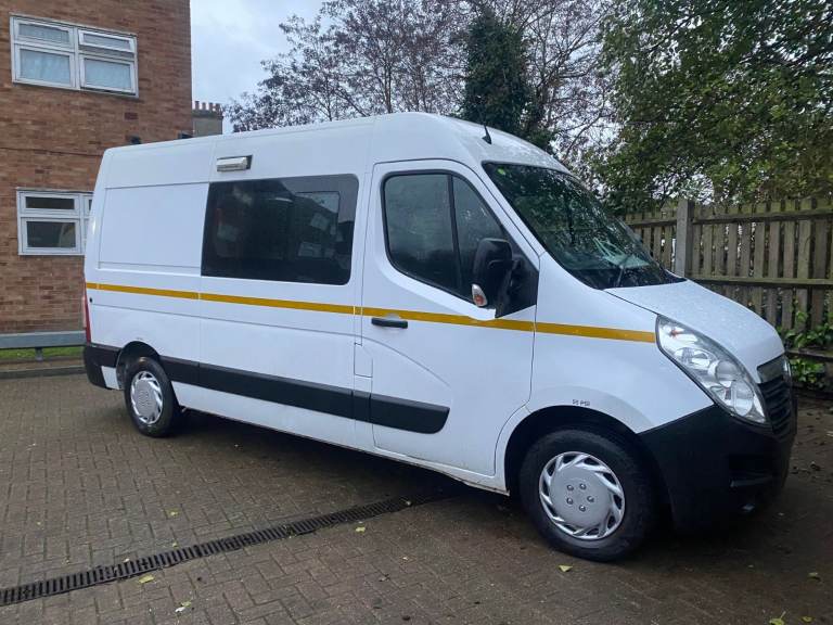 2018 68 Vauxhall Movano Welfare Van Crew Cab 6 seat ideal Camper van NO VAT 1 Owner Ford Transit 