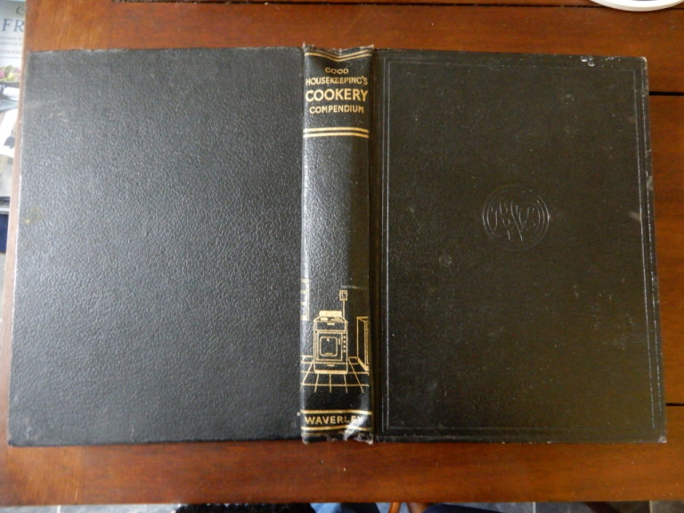 Good Housekeeping's Cookery Compendium revised edition 1955 